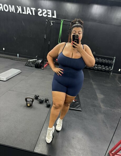 アマチュアぽっちゃりオンリーファンズ ポルノ 写真