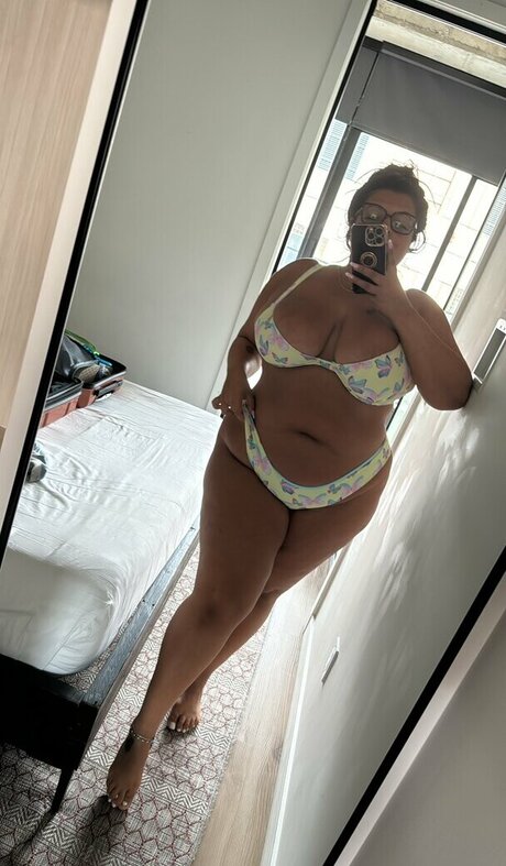 バニー無料オンリーファンズ エロチック 画像