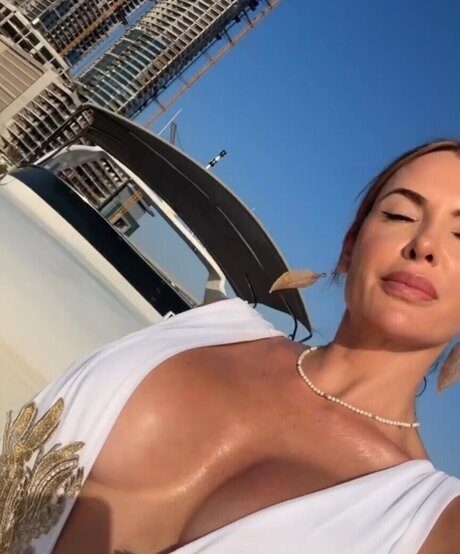 Anna Maria Ferchichi 最高のポルノスター 写真