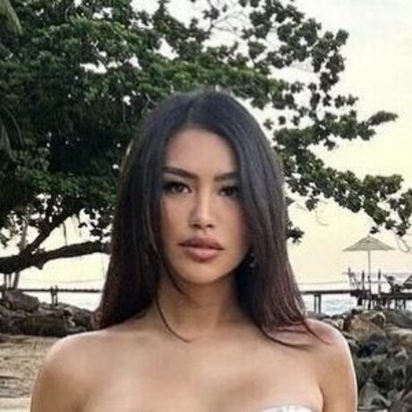 Lydddy セクシーモデル 写真