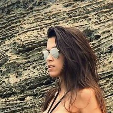 Sofia Fitness 高品質モデル 写真