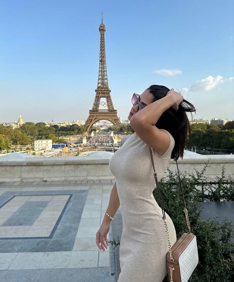 Sofia Fitness ホットなポルノスター 画像