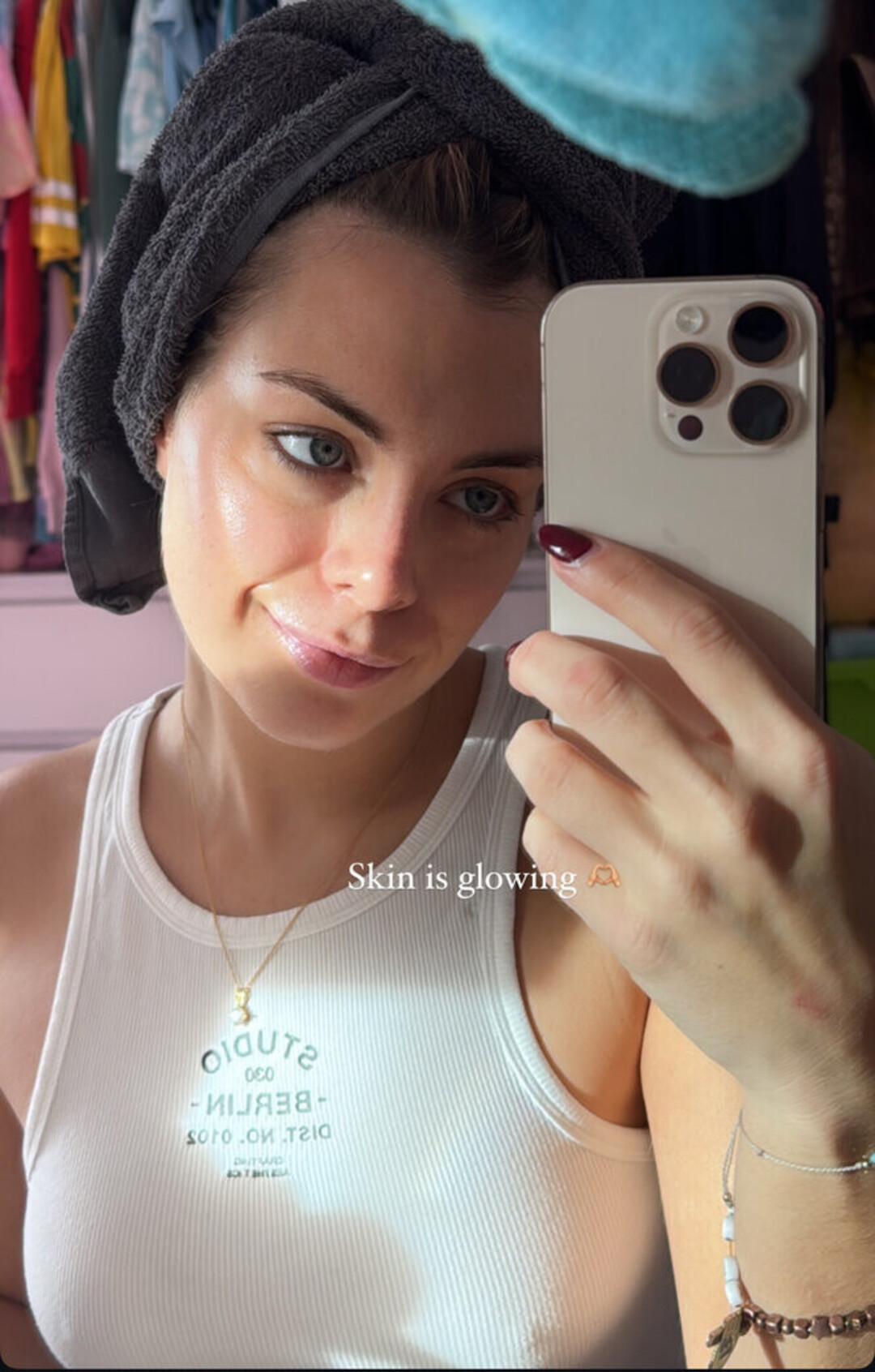 黒檀の熟女オンリーファンズ 無料 画像