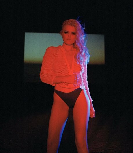 Sky Ferreira 素敵なポルノスター 写真