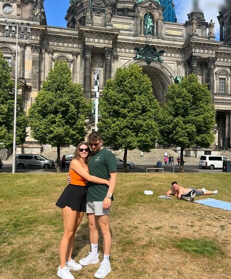 タトゥーオンリーファン 無料ポルノ 写真