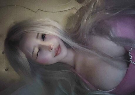 Globoib Hotvirgin ヌードスター ギャラリー