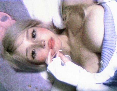 Globoib Hotvirgin 裸のスター 写真