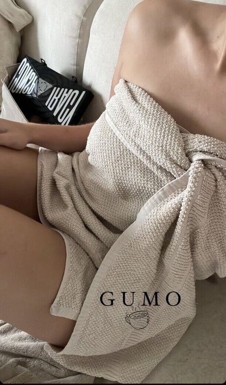 40歳のオンリーファンズ アダルト アーカイブ