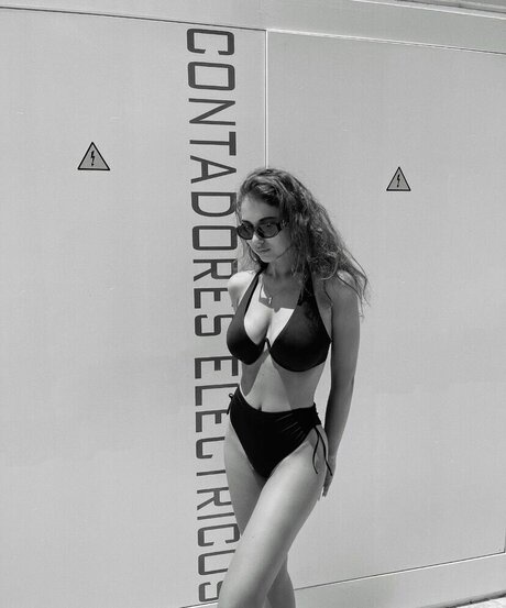 エボニートップオンリーファン エロ アーカイブ