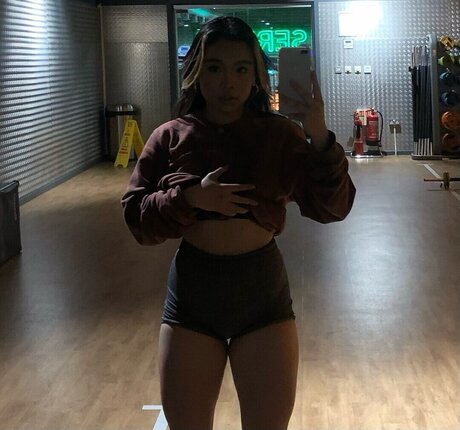 lilbignanc fit トップ女優 写真