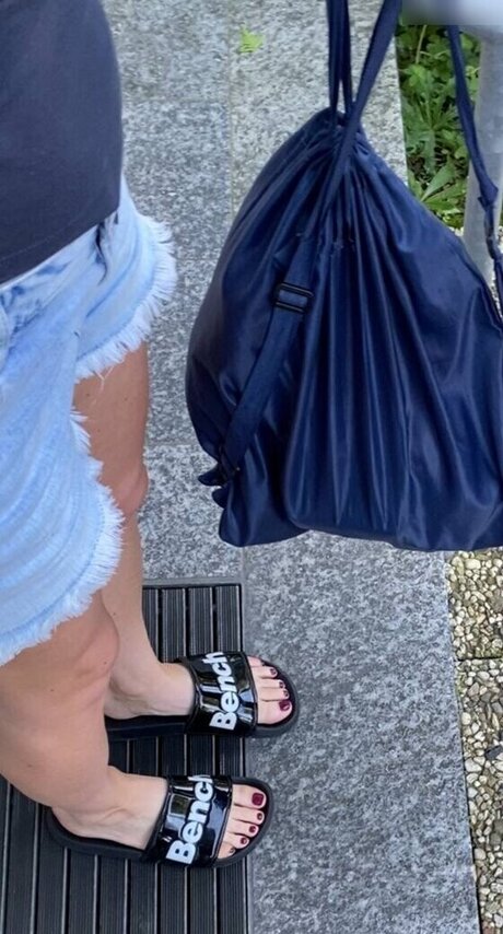 スキニーオンリーファンズ ホットセクシー ギャラリー