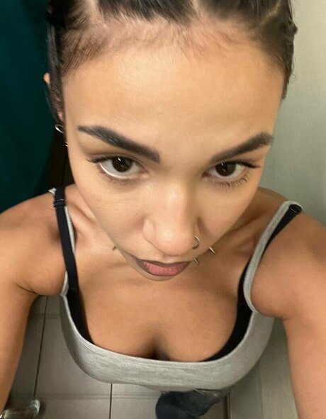 フェラチオ ティーン オンリーファンズ ポルノ 画像