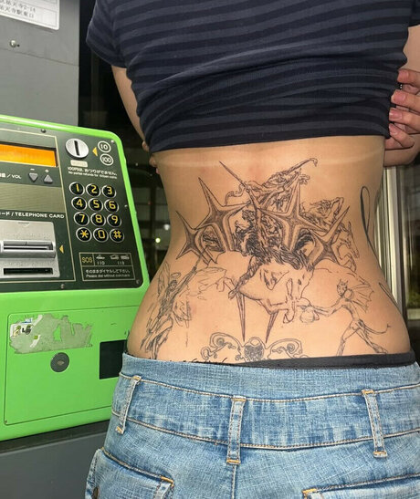 Ninonekw 女優 写真