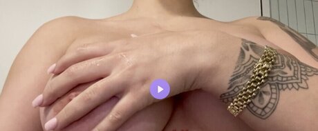 Jaelani Jade スター ヌード 写真