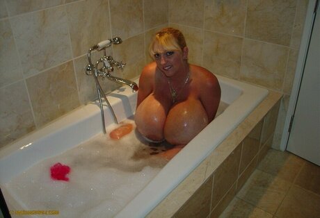 乳首オーガズム オンリーファンズ 美しいヌード ギャラリー