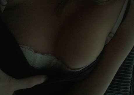 catraises トップスター 画像