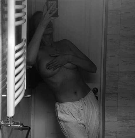 Yapishukino ホットなポルノスター 写真