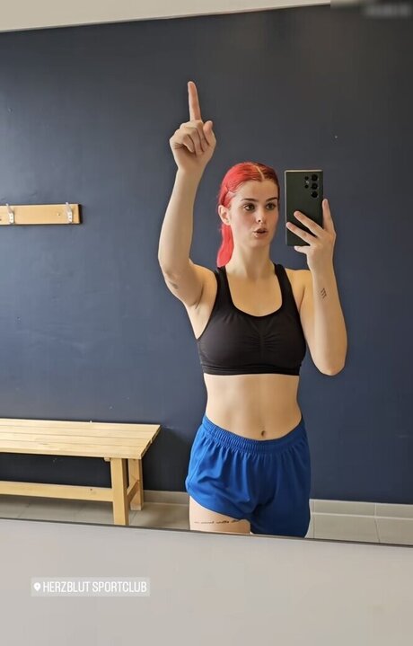 キティヌードオンリーファンズ ヌード 写真