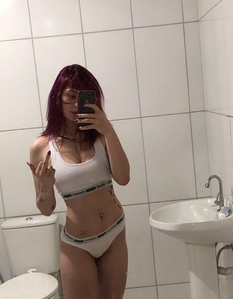 レズビアン乱交オンリーファンズ ホットセクシー 画像