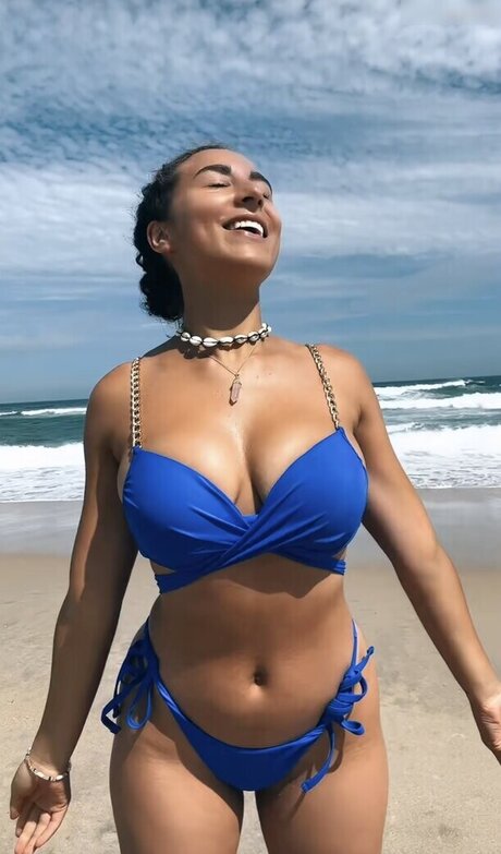 ぽっちゃりブロンドのオンリーファンズ 無料xxx ギャラリー