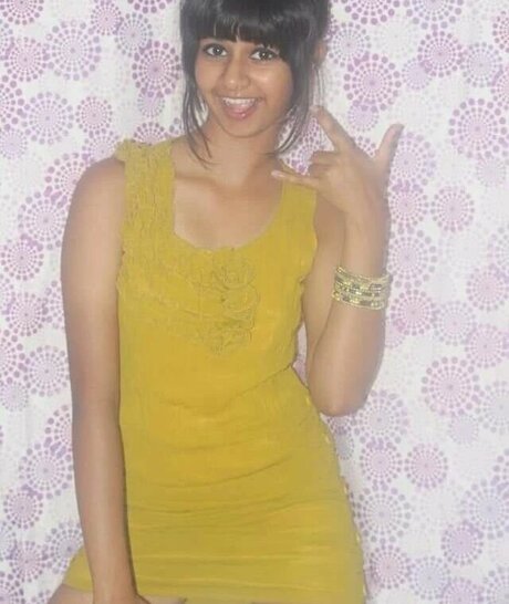 Aishwarya Harishankar ポルノスター 裸 写真