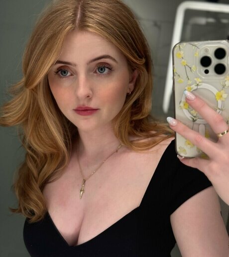 Krysttl 無料モデル 画像