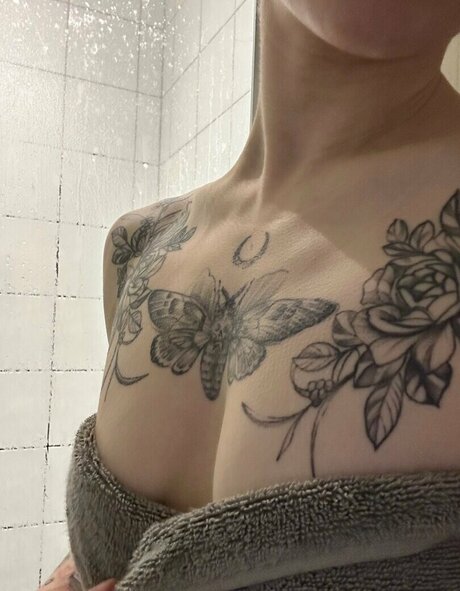 Cyber rue トップモデル 画像