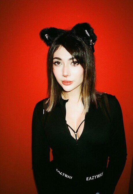 アラブ人妻オンリーファンズ セクシー アーカイブ