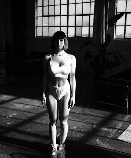 Sophie N ther エロティックなスター 写真