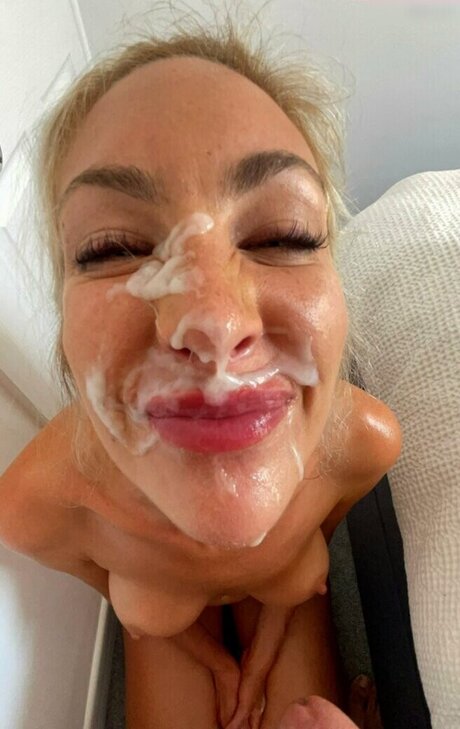 フィットネスアナルオンリーファンズ ポルノ 写真