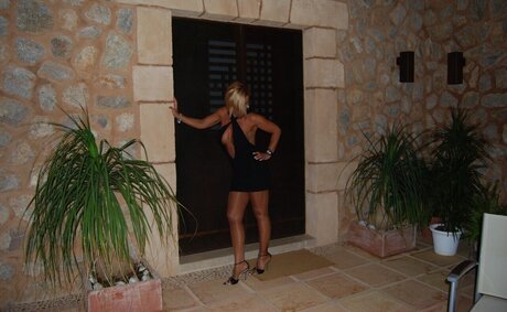 本物のオンリーファンズ トップ 写真