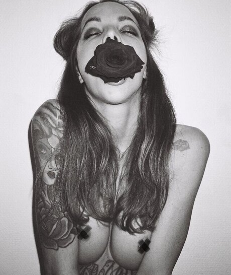 bonnie kraviz トップスター 画像