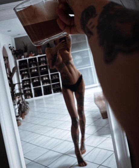 bonnie kraviz 最高の女優 写真