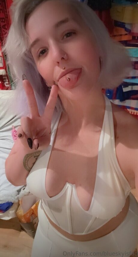 教室オンリーファン えろた 画像