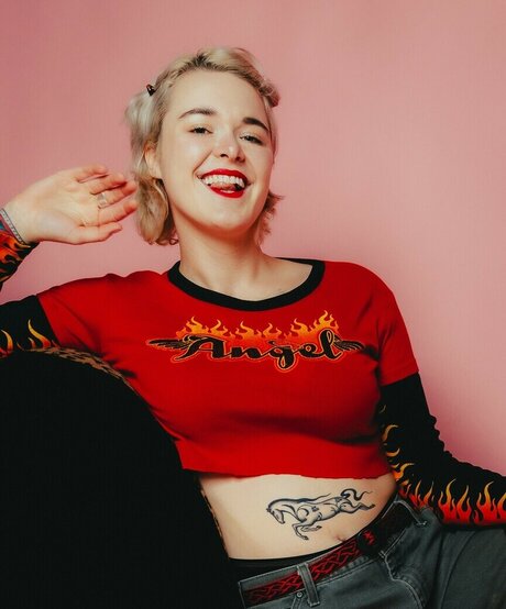 Brennan Wedl かわいいポルノスター 写真