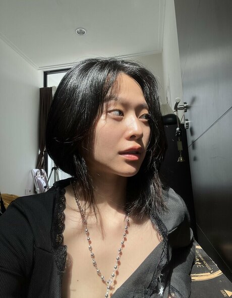 miceraa 裸の女優 写真