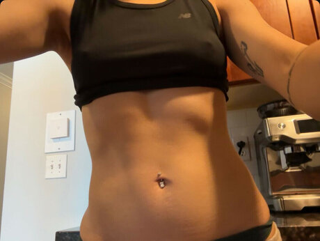 Lexa Gates 独占モデル 写真