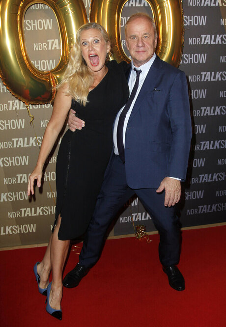 熟女のおっぱいオンリーファンズ ホット裸 写真