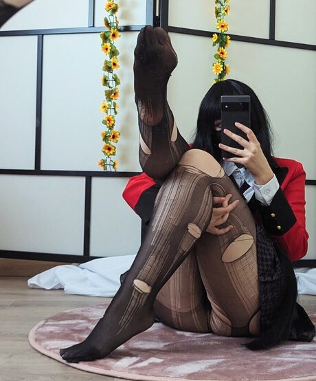 ボディビルダーヌードオンリーファンズ ヌード 写真