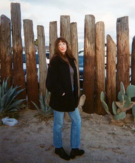 Anna St Louis 無料モデル 写真