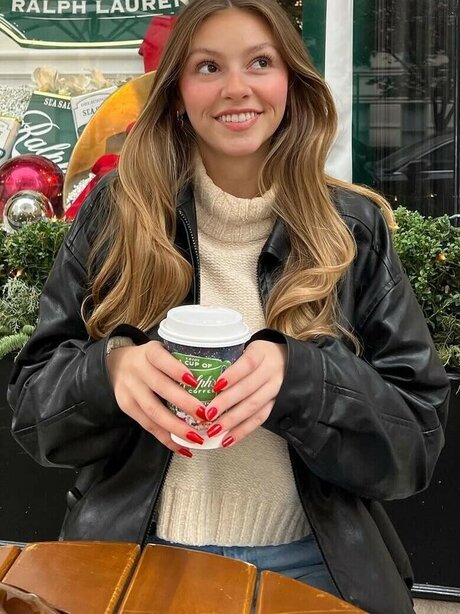 裸の女の子オンリーファンズ 無料xxx 写真