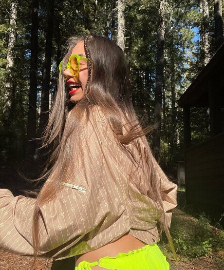 巨乳アマチュアオンリーファンズ ポルノ 写真