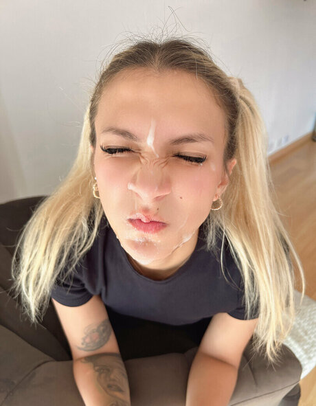 赤毛のセックスオンリーファンズ 無料アダルト 画像