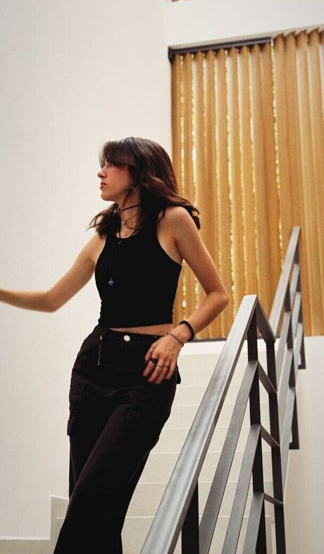 巨乳カップルオンリーファンズ えろた 写真