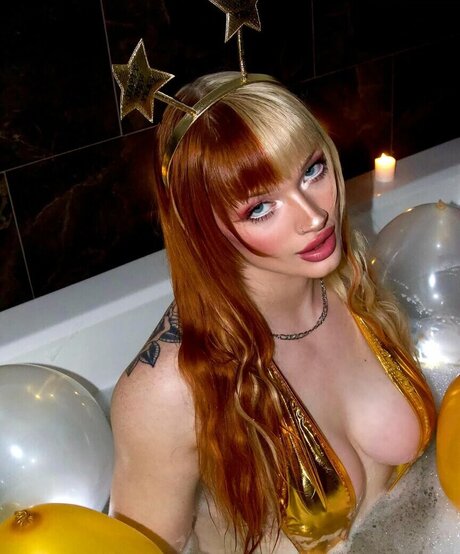 ぽっちゃりティーンオンリーファンズ HD 写真