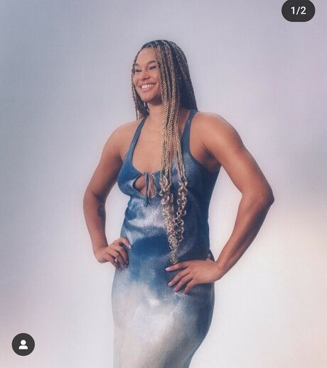 JOI POV オンリーファンズ 可愛い 写真