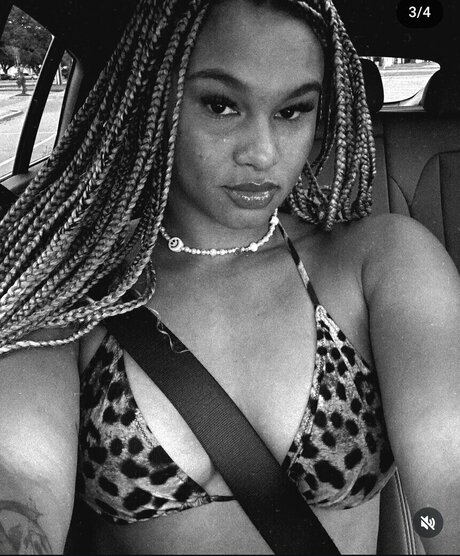 Satou Sabally ホット女優 ギャラリー