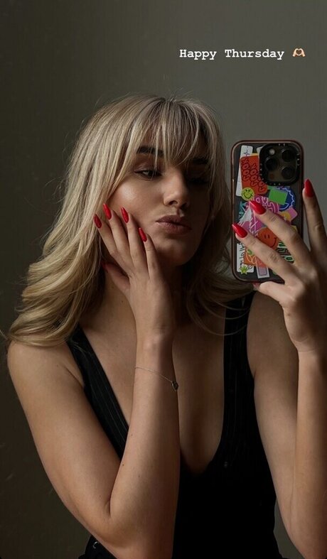 Laura Block ヌードモデル アーカイブ