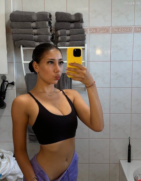 Tr yaz ポルノスター パーフェクト 写真