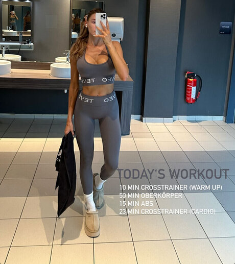 Gerda Lewis スター ヌード 写真